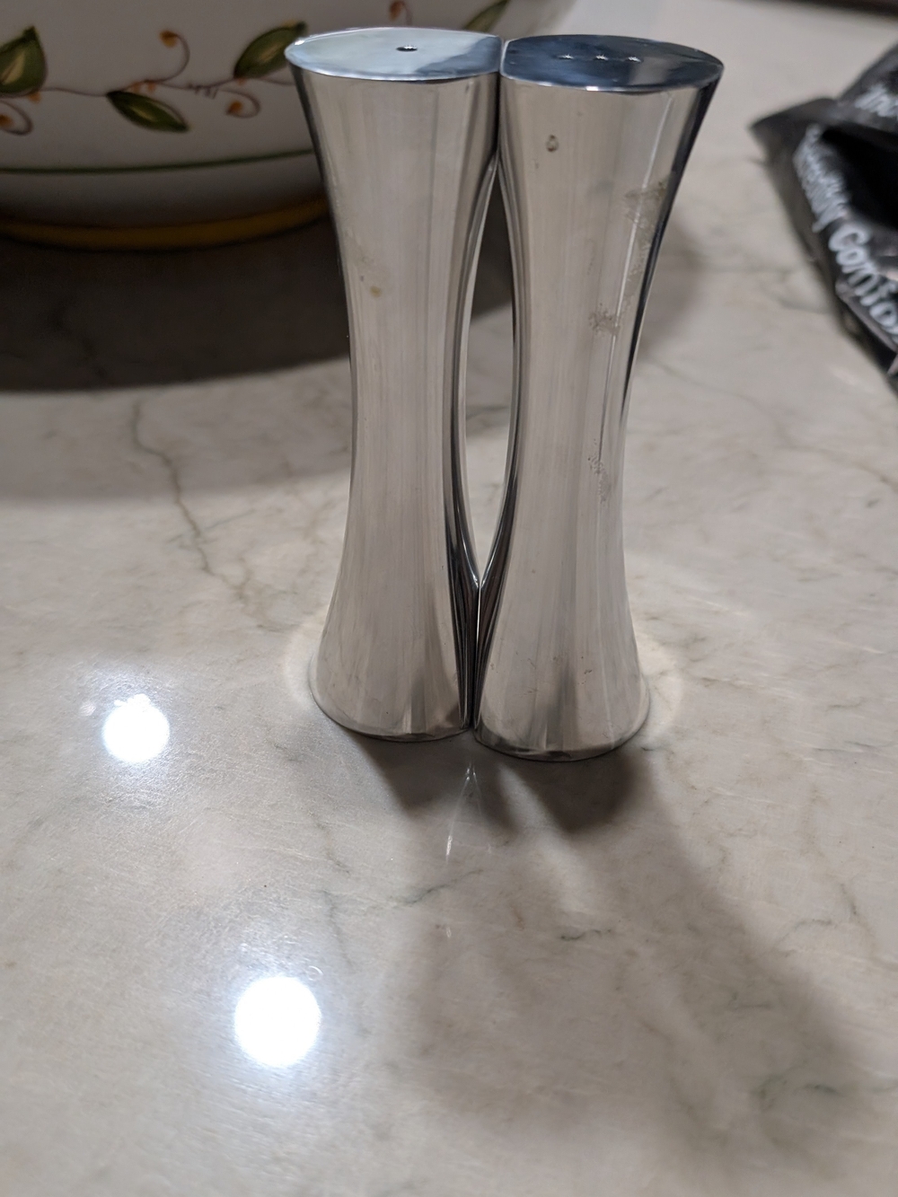 Nambe Kissing Salt And Pepper Shakers